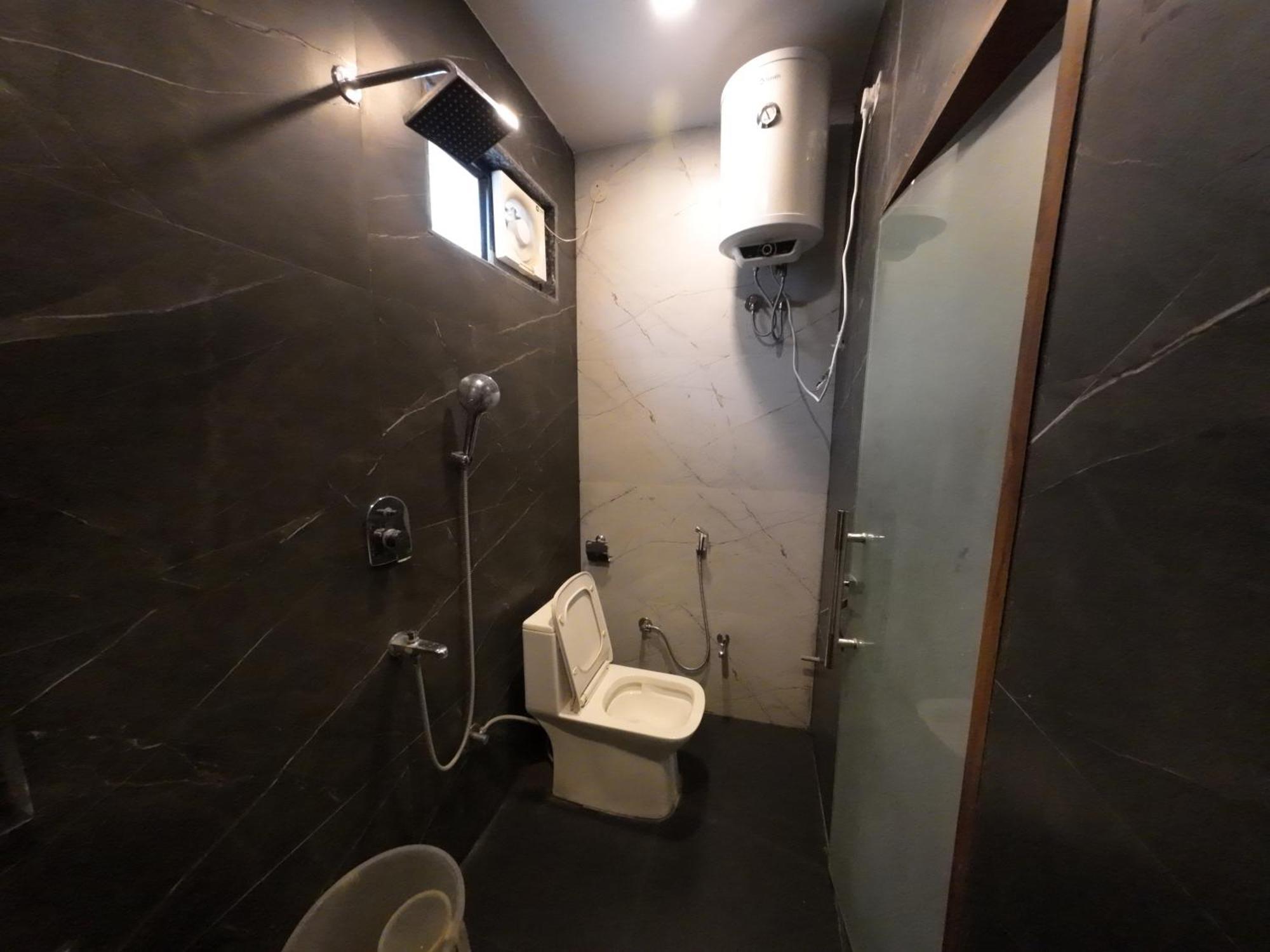 Hotel Hostel Vimal Ganga Rishīkesh Exteriör bild