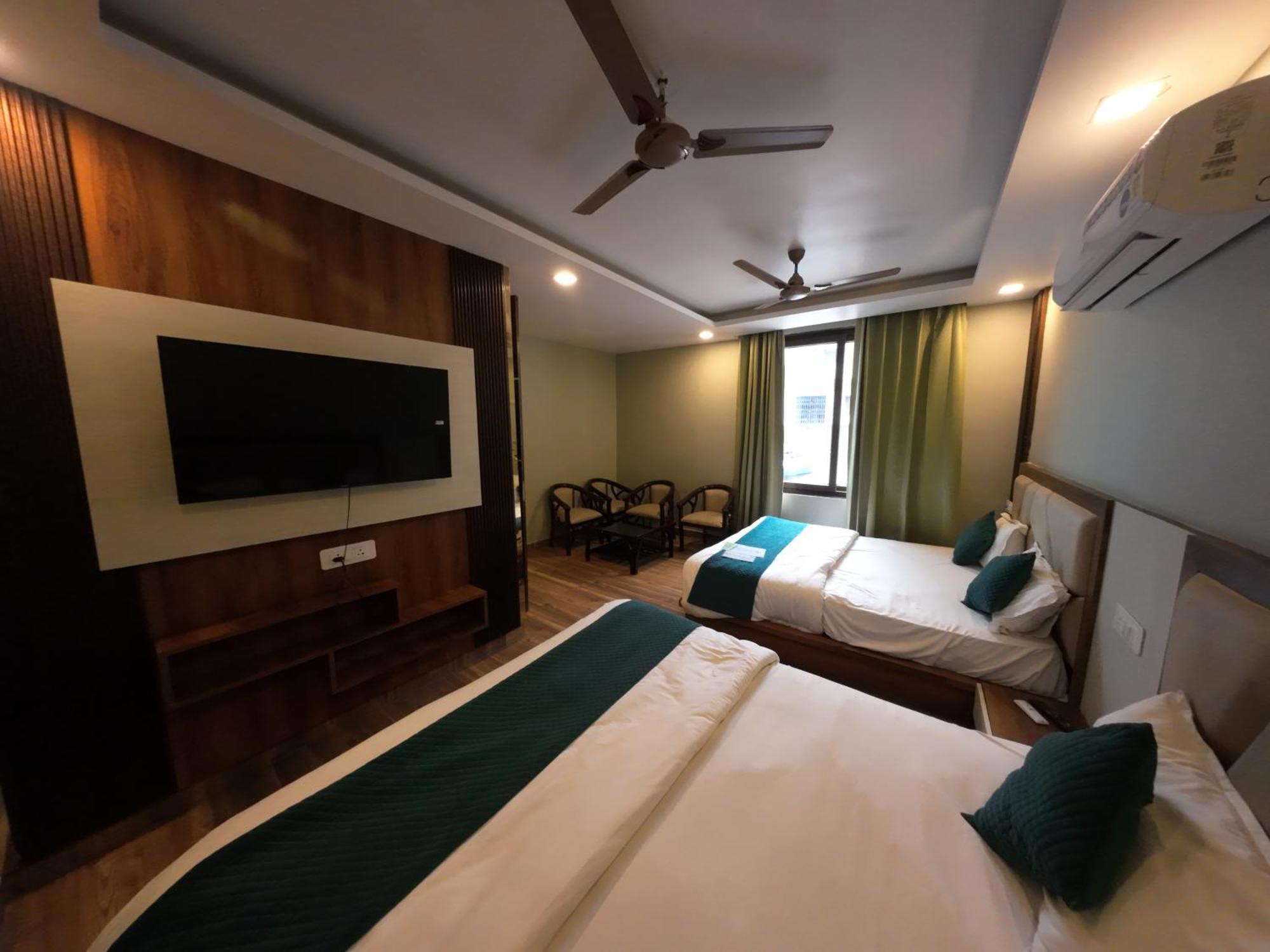 Hotel Hostel Vimal Ganga Rishīkesh Exteriör bild